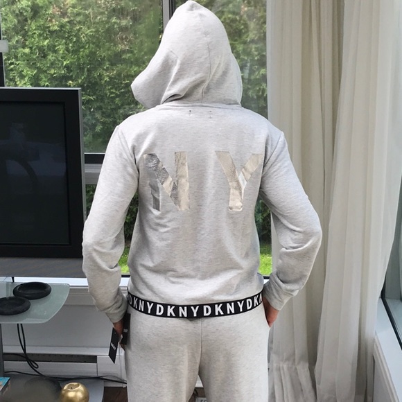 NEW DKNY tracksuit SZ Med - Picture 4 of 16